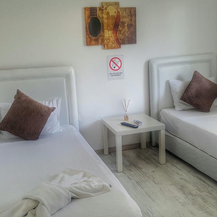 Fullmoon Rooms Cesme Çeşme Extérieur photo